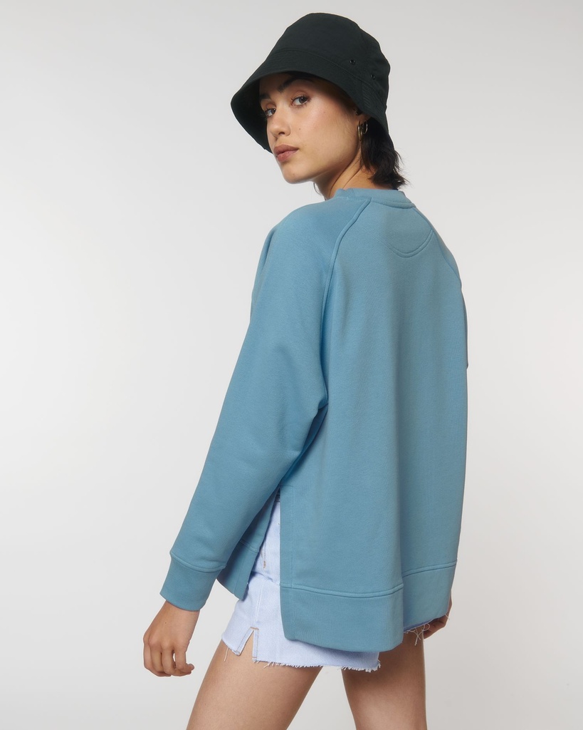 The women's oversized crew neck sweatshirt